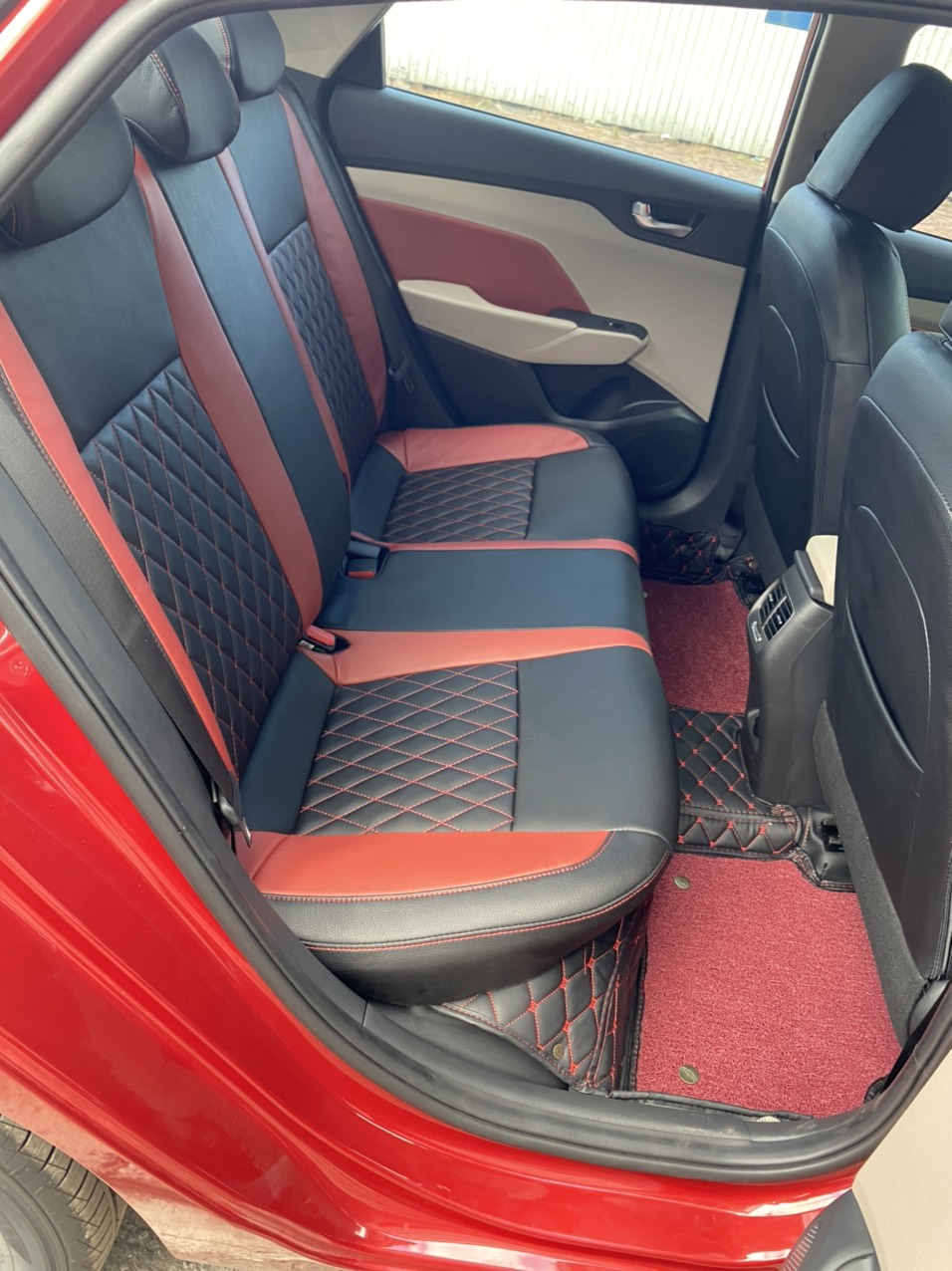 Mẫu ghế điện xe hơi 10