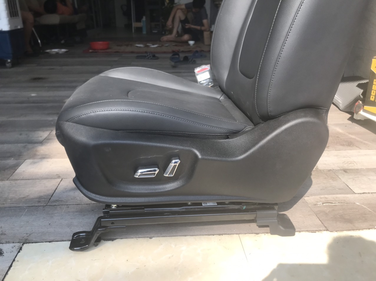 Ghế điện Creta 2021 bên lái