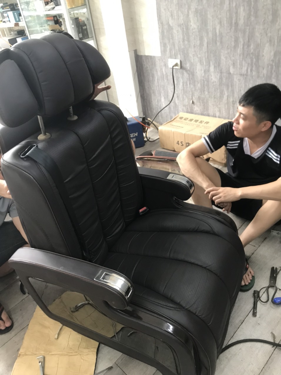 Ghế hàng 2,3,4 cho For Transit